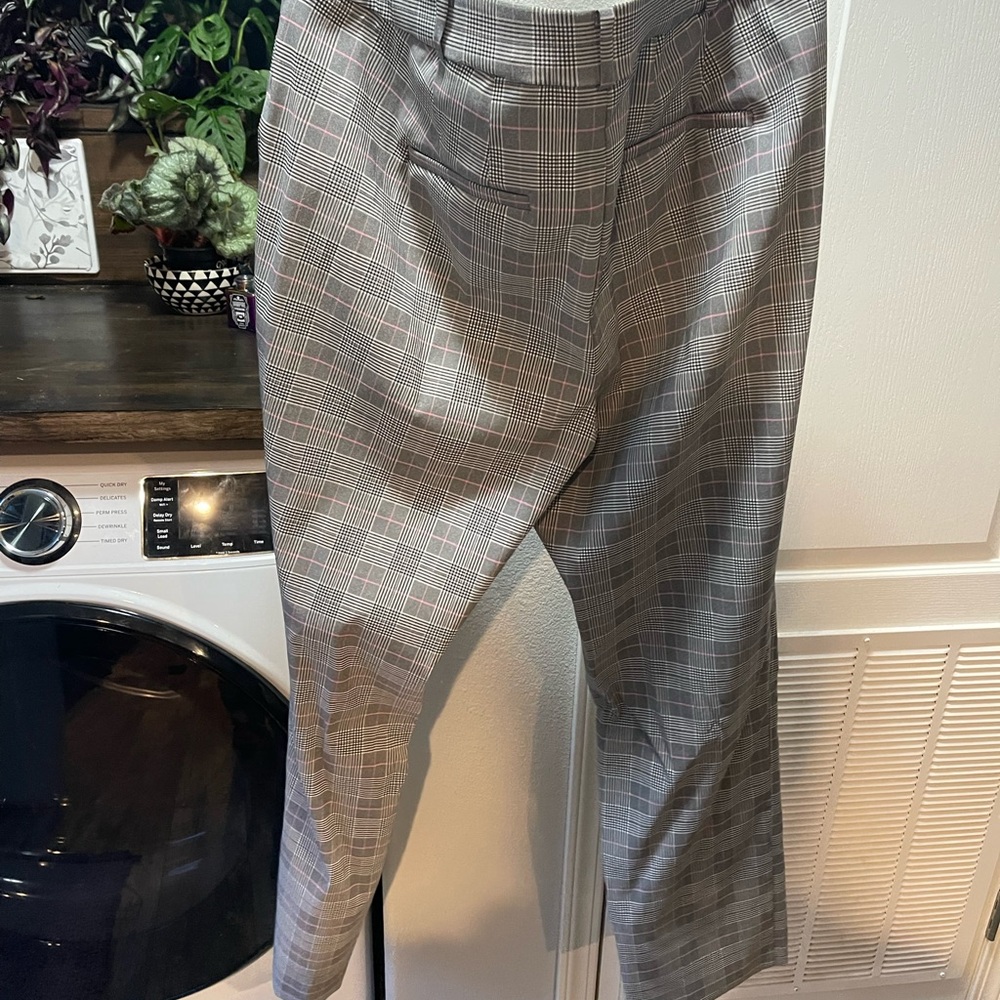 Super cute gray, black and pink plaid print corporate pants! Never worn.